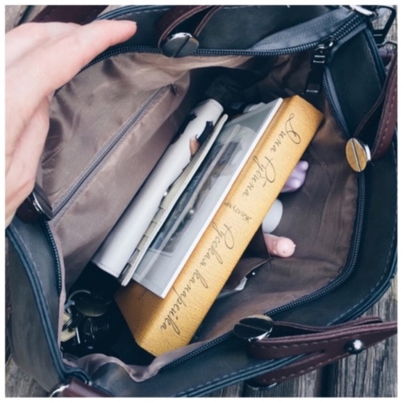 🔄🆕 MUNICH Crossbody Tote - Picture 8 of 8